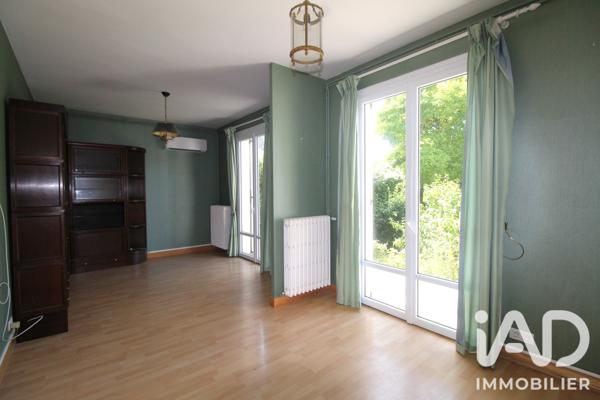Maison à vendre 8 pièces 227 m² La Chartre-sur-le-Loir