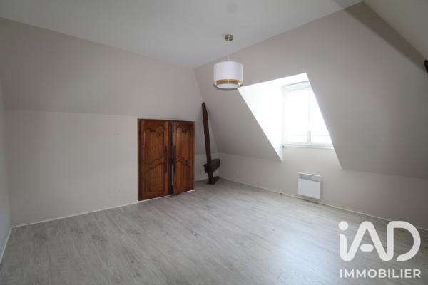 Maison à vendre 8 pièces 227 m² La Chartre-sur-le-Loir