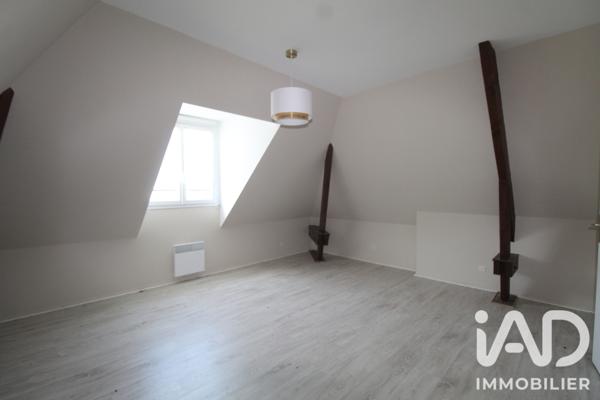 Maison à vendre 8 pièces 227 m² La Chartre-sur-le-Loir