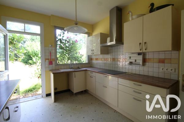 Maison à vendre 8 pièces 227 m² La Chartre-sur-le-Loir