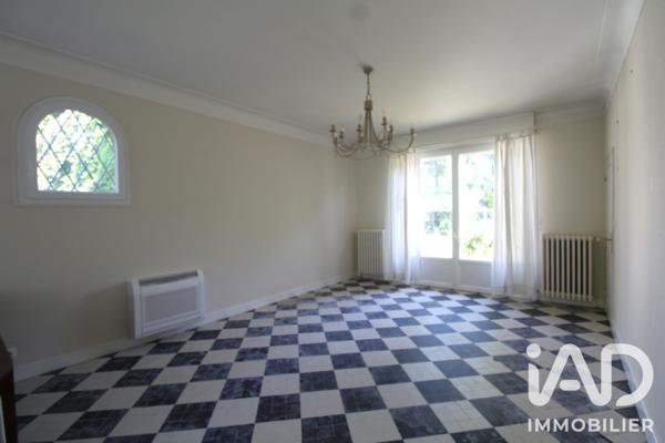 Maison à vendre 8 pièces 227 m² La Chartre-sur-le-Loir