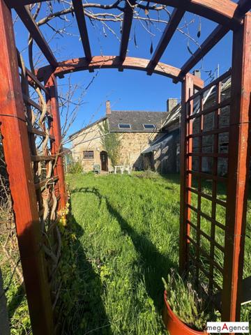 Maison à Dol-de-Bretagne, 35120 - 3 pièces 104m²