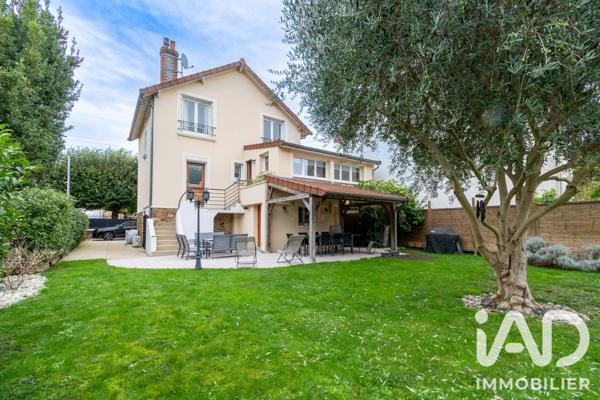 Maison à vendre 6 pièces 137 m² Villeneuve-le-Roi