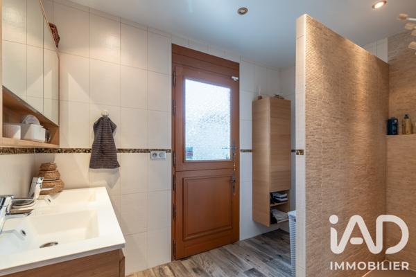 Maison à vendre 6 pièces 137 m² Villeneuve-le-Roi