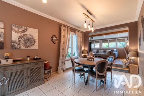 Maison à vendre 6 pièces 137 m² Villeneuve-le-Roi