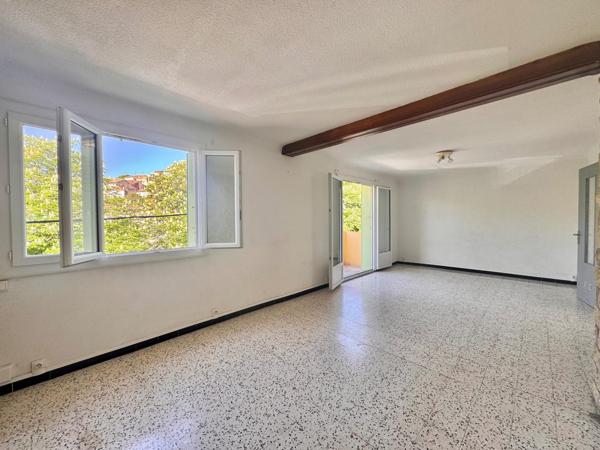 Appartement T4 78m2 avec cave et balcon