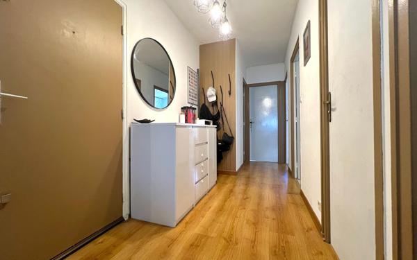 Appartement à vendre    3 pièces • 61,77 m2 Frouard