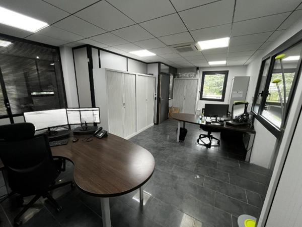 A LOUER : Bureaux disponibles à la découpe dès 48 m² à Saint-Etienne