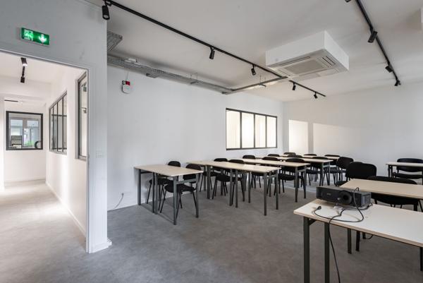 Bureaux à louer à PARIS 75018