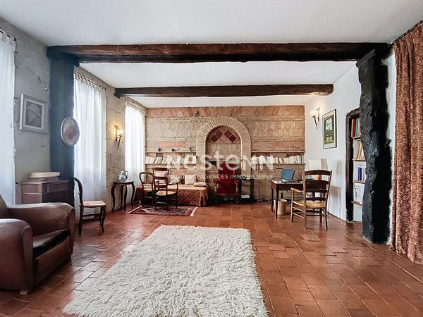Appartement T3  de 75 m² à Auch avec cour intérieur