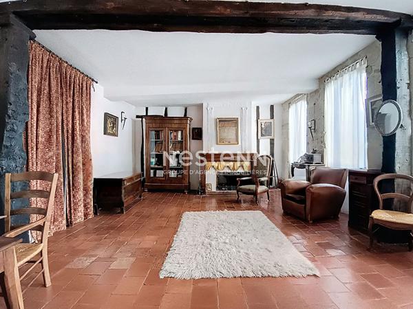 Appartement T3  de 75 m² à Auch avec cour intérieur