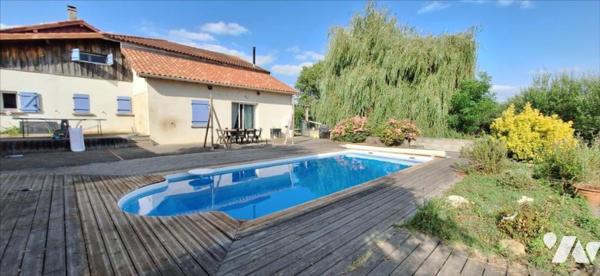 PROCHE VIC FEZENSAC MAISON, PISCINE, 1 ha