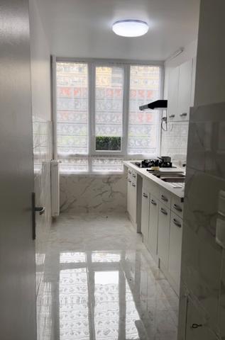 Appartement Aubervilliers 3 pièce(s) 73.06 m2