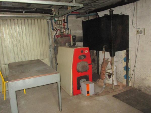 Fonds et/ou murs commerciaux à vendre à Port-sur-Saône en Haute-Saône (70170), ref : CP/E79