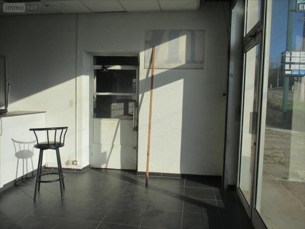 Fonds et/ou murs commerciaux à vendre à Port-sur-Saône en Haute-Saône (70170), ref : CP/E79