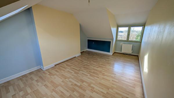 Malicorne-sur-Sarthe (72270) MAISON 95M2 - 2 CHAMBRES