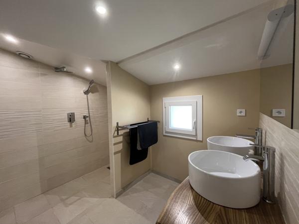 Maison à vendre |  Fléré-la-Rivière |  4 pièces | 200 m²