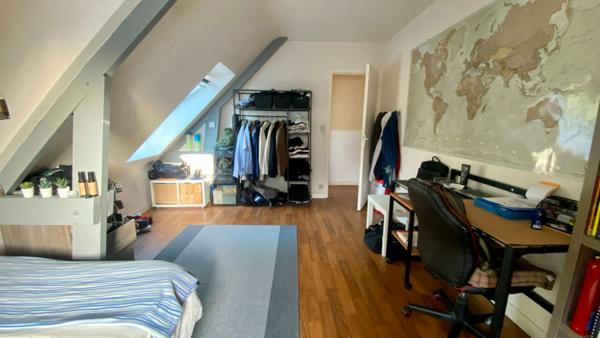 A vendre à SAINT-GREGOIRE, maison de 104m², jardin de 566m², quatre chambres, proche écoles,