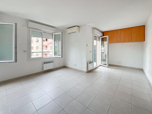 Appartement Cagnes-sur-Mer 1 pièce(s) VIDE