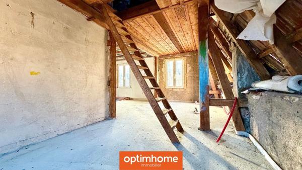 Ancien bâtiment communal à Wasserbourg - Immeuble brut sur 3 niveaux, gros potentiel