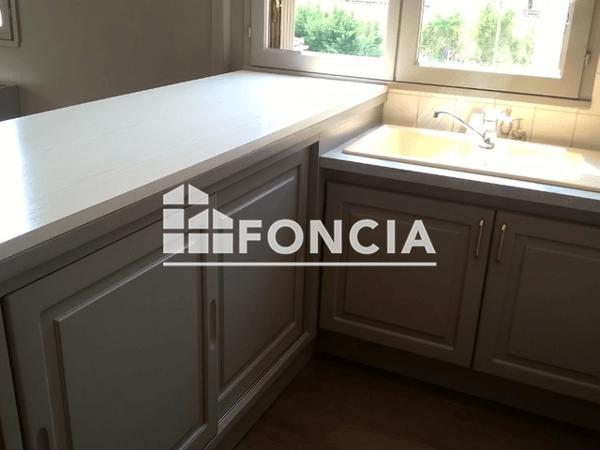 Location Appartement 3 pièces 72 m² - RUE DE MICHELET Cahors 46000