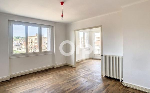 Appartement à louer    3 pièces •  Brive-la-Gaillarde