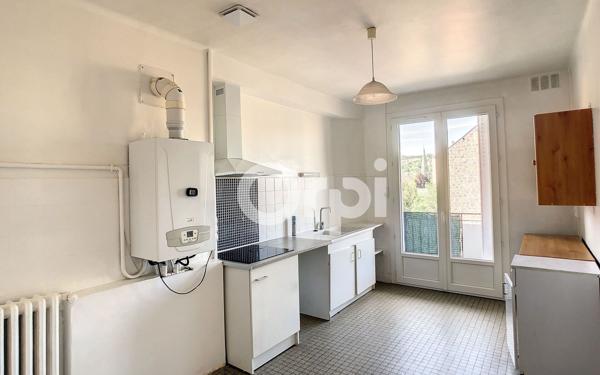 Appartement à louer    3 pièces •  Brive-la-Gaillarde