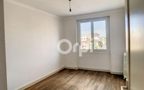 Appartement à louer    3 pièces •  Brive-la-Gaillarde