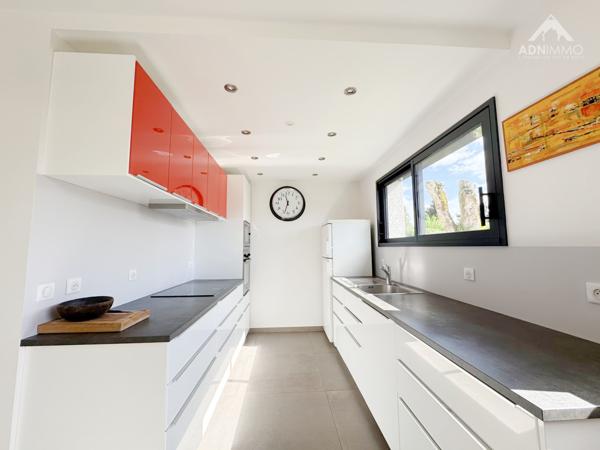 Sergy (01630) MAISON 6 PIECES 175 M2