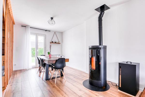 Maison familiale avec jardin, environnement calme