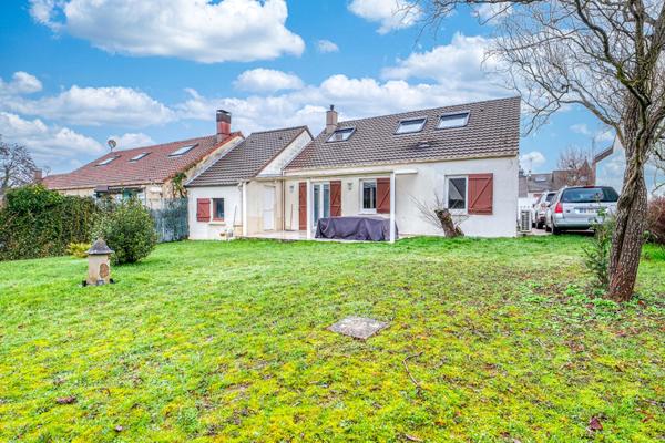 Maison familiale avec jardin, environnement calme