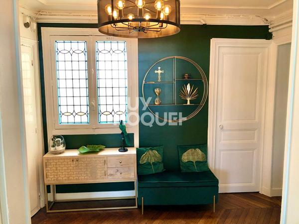 Bel appartement familial - étage élevé - Rue d'Assas