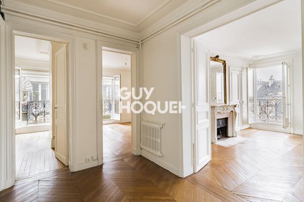 Bel appartement familial - étage élevé - Rue d'Assas