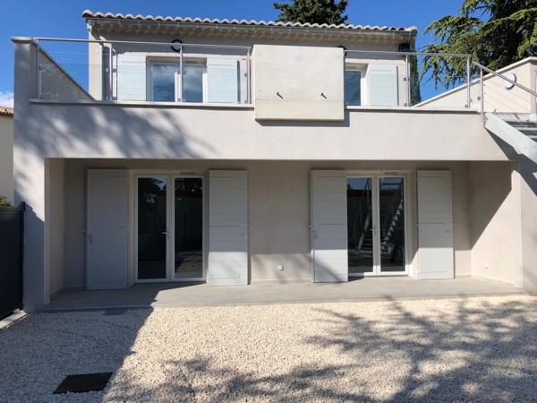 Belle maison de ville centre Uzès