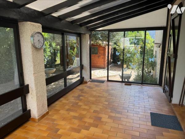 Ensemble immobilier avec 2 logements indépendants