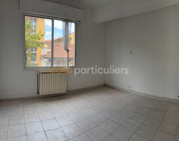 Vente
                Appartement98,17 m² - 3 Pièces -
                    CARCASSONNE (11000)