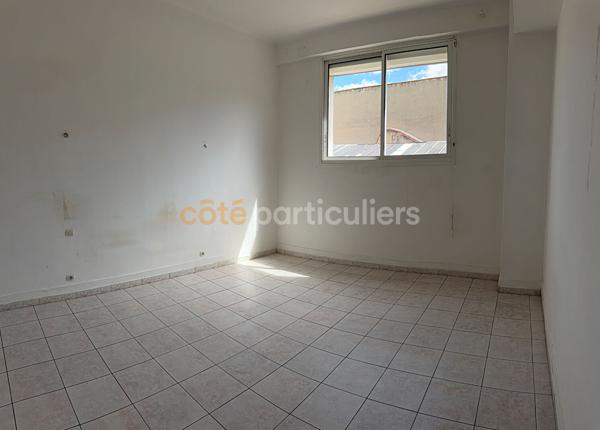 Vente
                Appartement98,17 m² - 3 Pièces -
                    CARCASSONNE (11000)