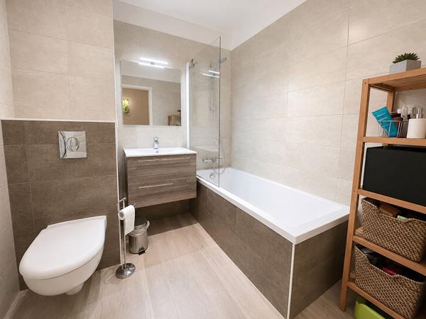 Appartement  DIJON Duplex 6 pièce(s) 126.34 m2