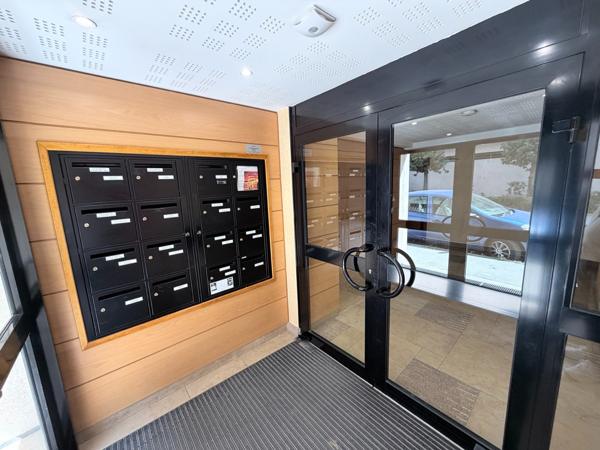 Appartement  DIJON Duplex 6 pièce(s) 126.34 m2