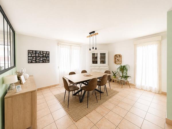 Appartement  DIJON Duplex 6 pièce(s) 126.34 m2