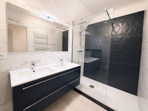 Appartement  DIJON Duplex 6 pièce(s) 126.34 m2