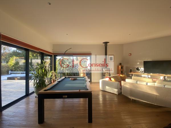 MAISON D ARCHITECTE D'EXCEPTION AVEC PISCINE CHAUFFEE Détails des diagnostics énergétiques