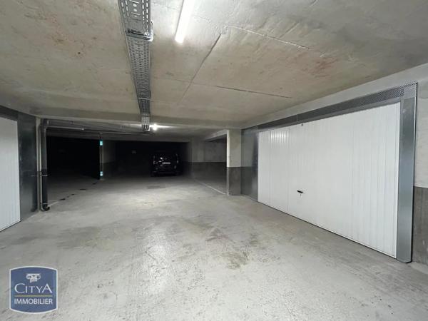 Parking à louer 21m² Antibes (06600)