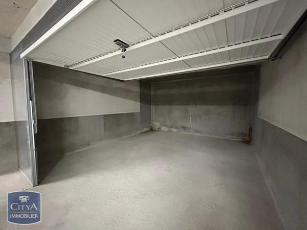 Parking à louer 21m² Antibes (06600)