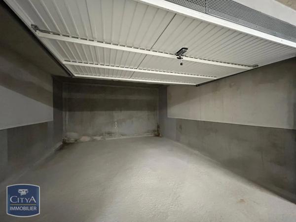 Parking à louer 21m² Antibes (06600)