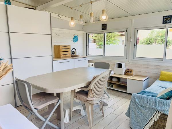 Villa T3+ avec courette à 200 mètres de la plage 206 000 €