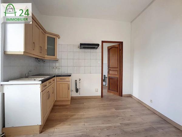 Location                                                      Appartement
                        
                     3 pièces                      54 m2                     à Le Bugue