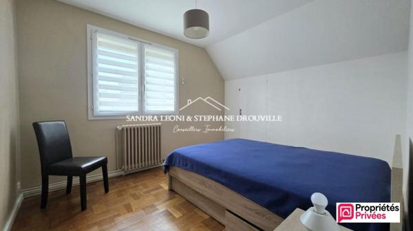 PROCHE MAINTENON CHARMANTE MAISON FAMILIALE de 120 m², 5 CHAMBRES