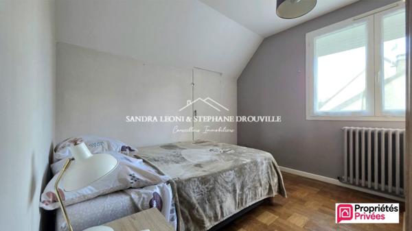 PROCHE MAINTENON CHARMANTE MAISON FAMILIALE de 120 m², 5 CHAMBRES