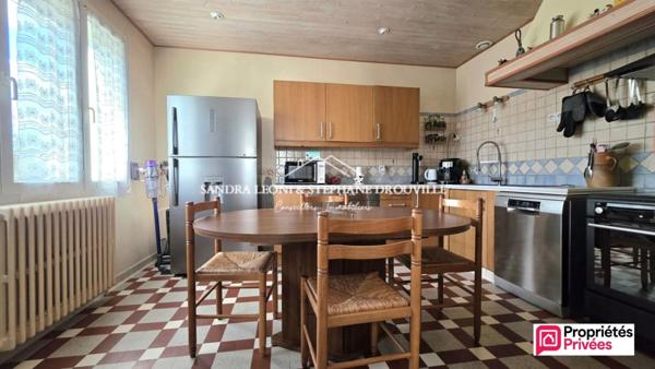 PROCHE MAINTENON CHARMANTE MAISON FAMILIALE de 120 m², 5 CHAMBRES